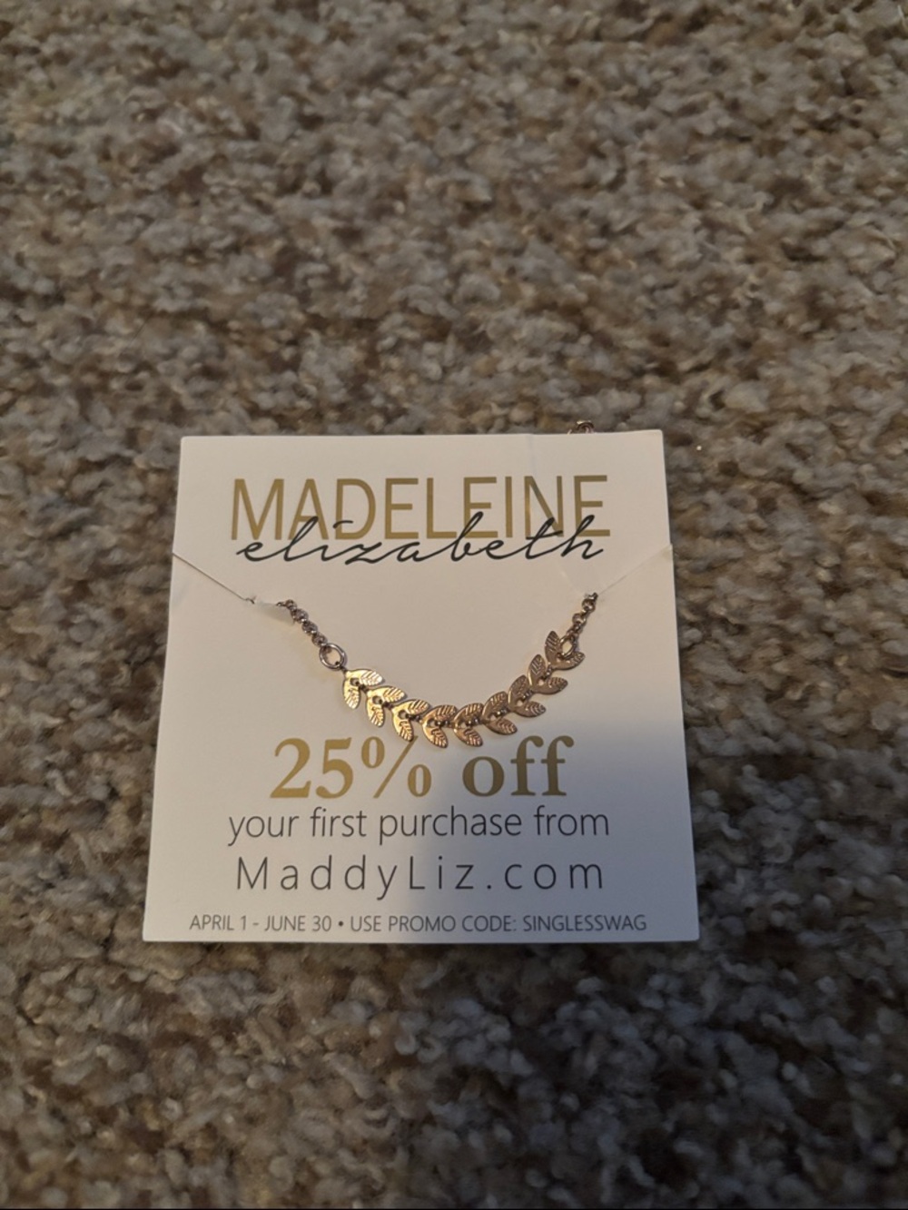 Madeline Gold Leaf Pendant Bracelet